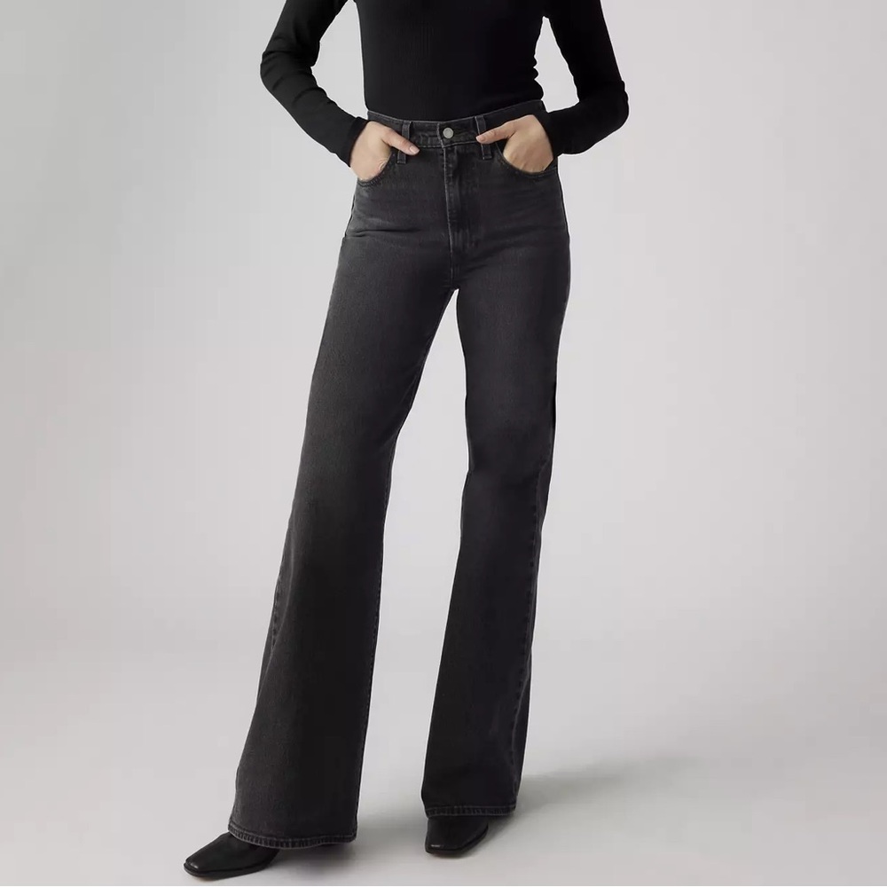 Levi's Black High-Rise Flared Jeans
